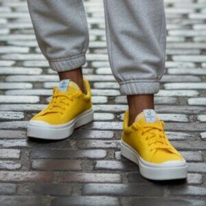 SOLD—CARIUMA OCA LOW Sneaker Canary Yellow Women's 7.5 Men's 6-SOLD